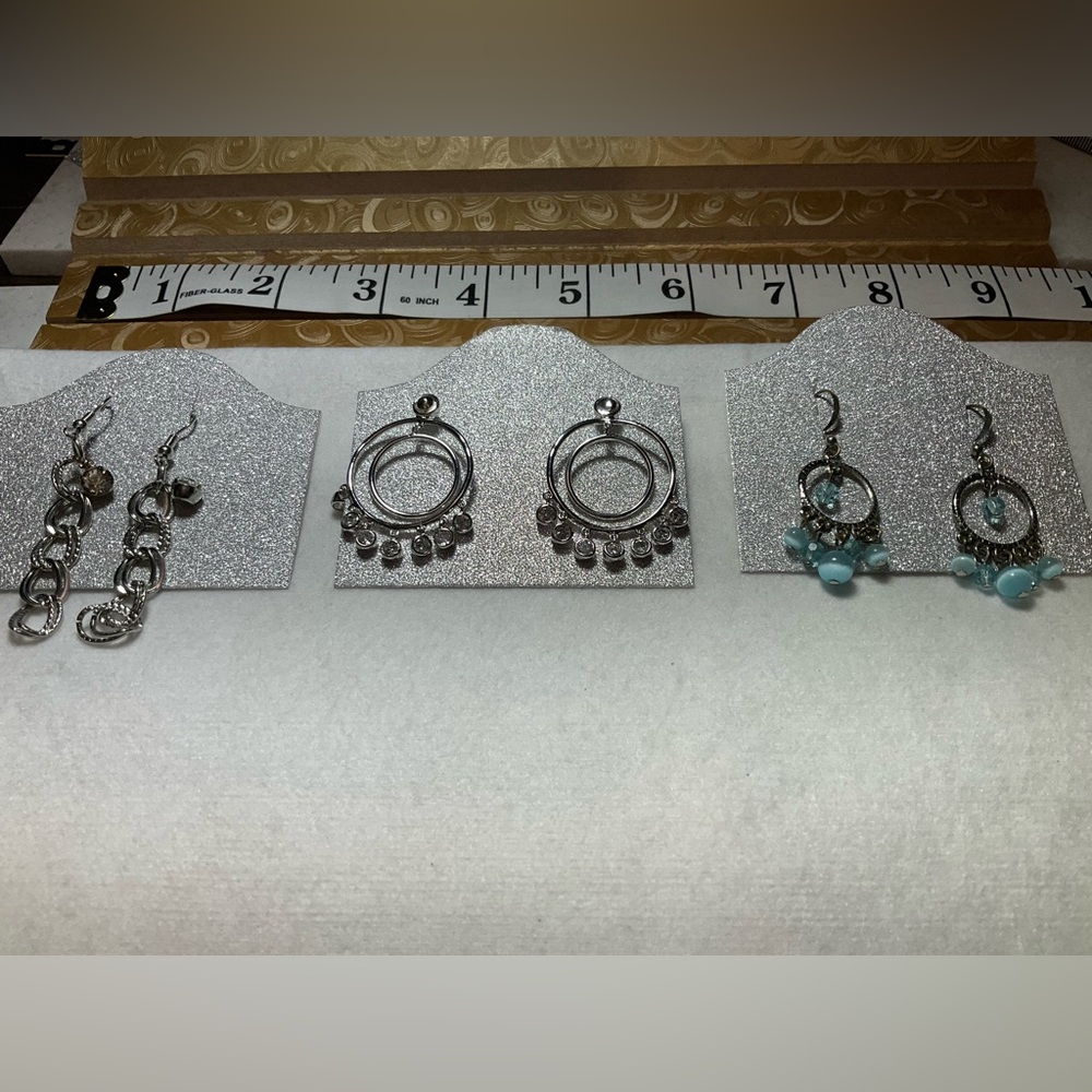 3 pairs of earrings/nwot silver tone